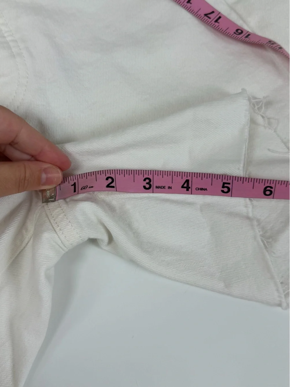 Old Navy Shorts Womens 2 White Jean Denim OG Straight 5 Inch Inseam NWT NEW